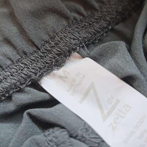 NWT Zella Interval High Waist track pants in urban green size medium - Picture 5 of 14